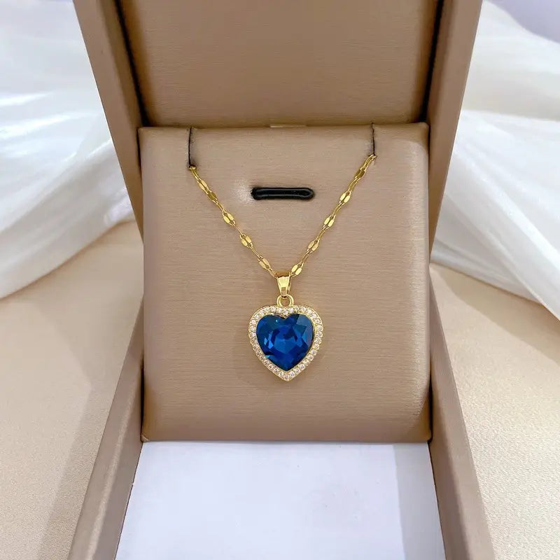 Jaselle Vireyne Necklace | Gold