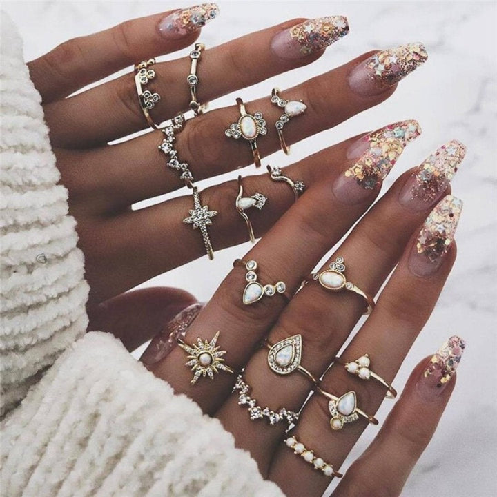 Exclusive Set of 8 to 12 Premium Rings