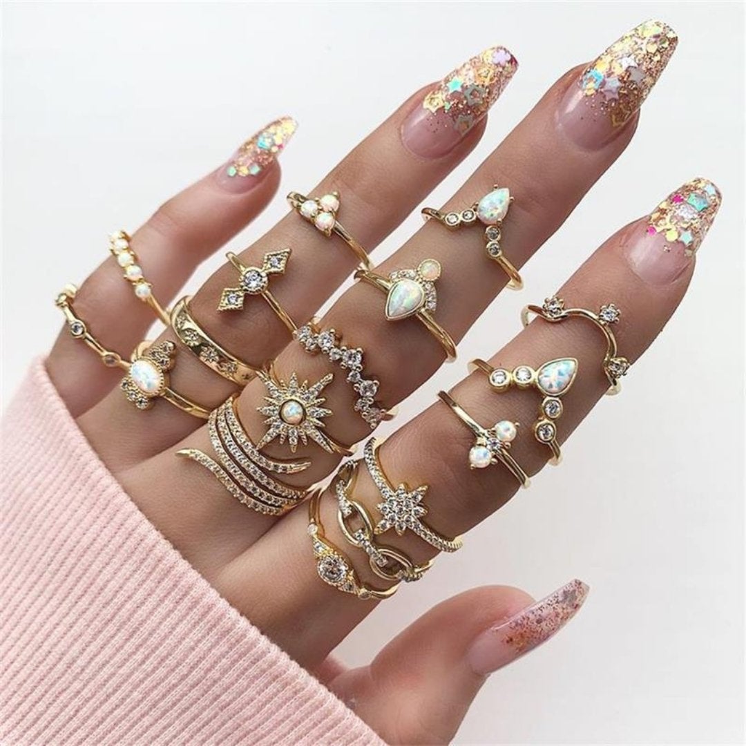 Exclusive Set of 8 to 12 Premium Rings