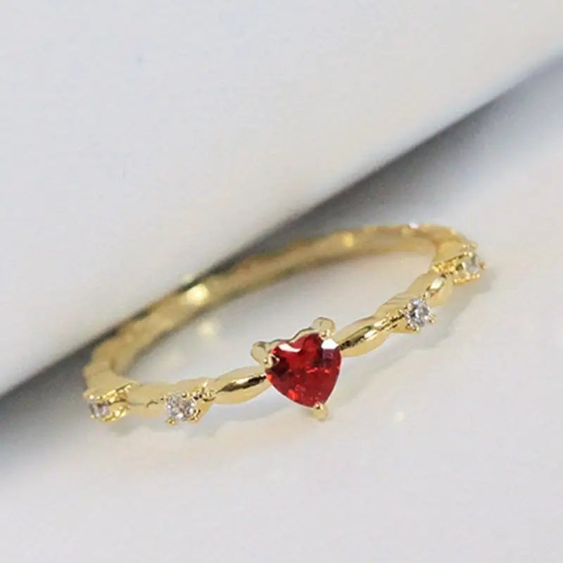 Coralynn Amoura Ring | Gold