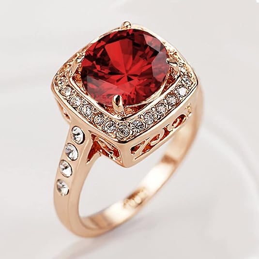 Rubi Halo Statement Ring | Rose Gold
