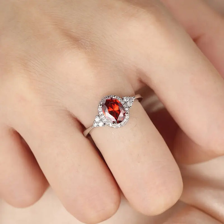 Kirella Emberlain Ring | White Gold