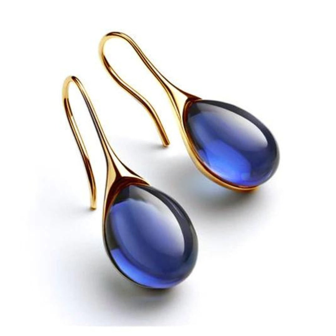 Earrings made of gold and silver jewelry