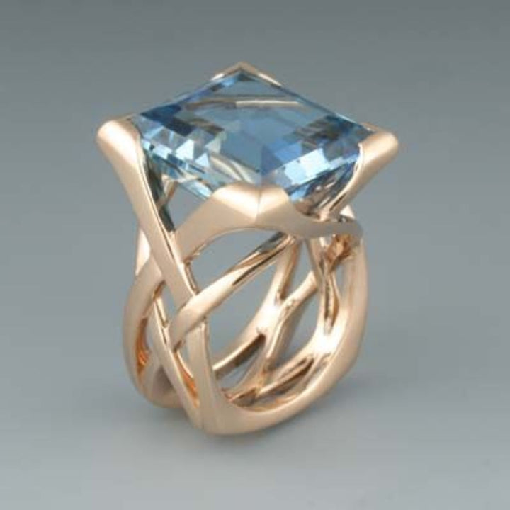 Rose Gold Vintage Ring with Blue Zirconia