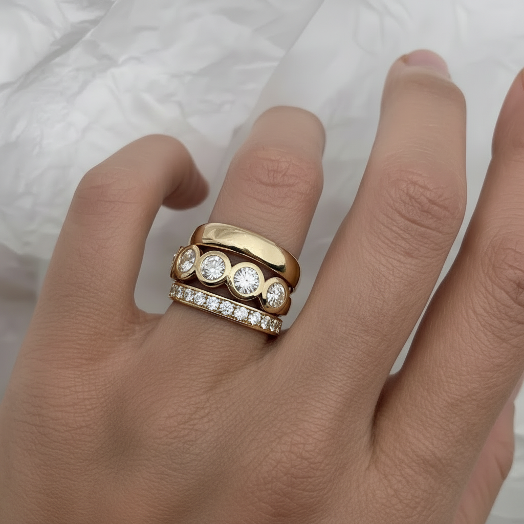 Set of forged brilliant gold rings