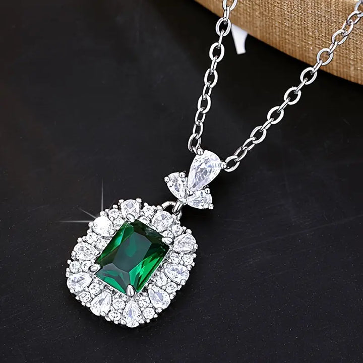 Modified title: Meliora Brenswyn Necklace | White Gold