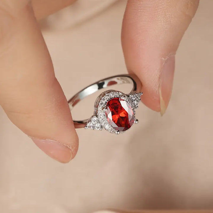 Kirella Emberlain Ring | White Gold