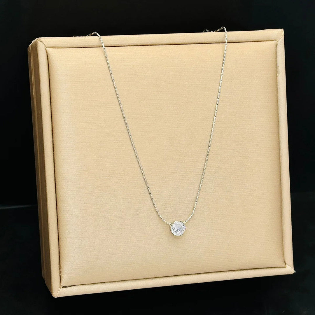 Modified title: Moissanite Necklace Cléa