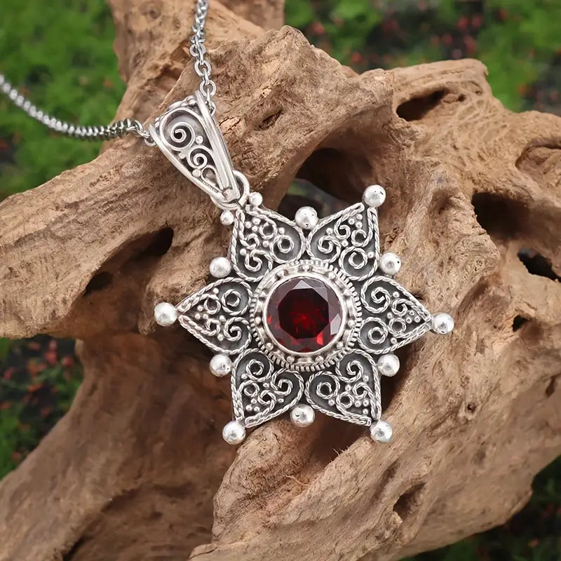 Jessindrah Carmalyth Necklace | White Gold