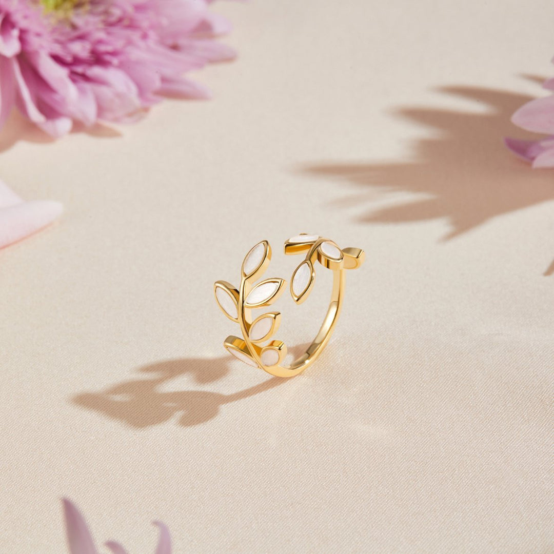 Glden Leaf Ring
