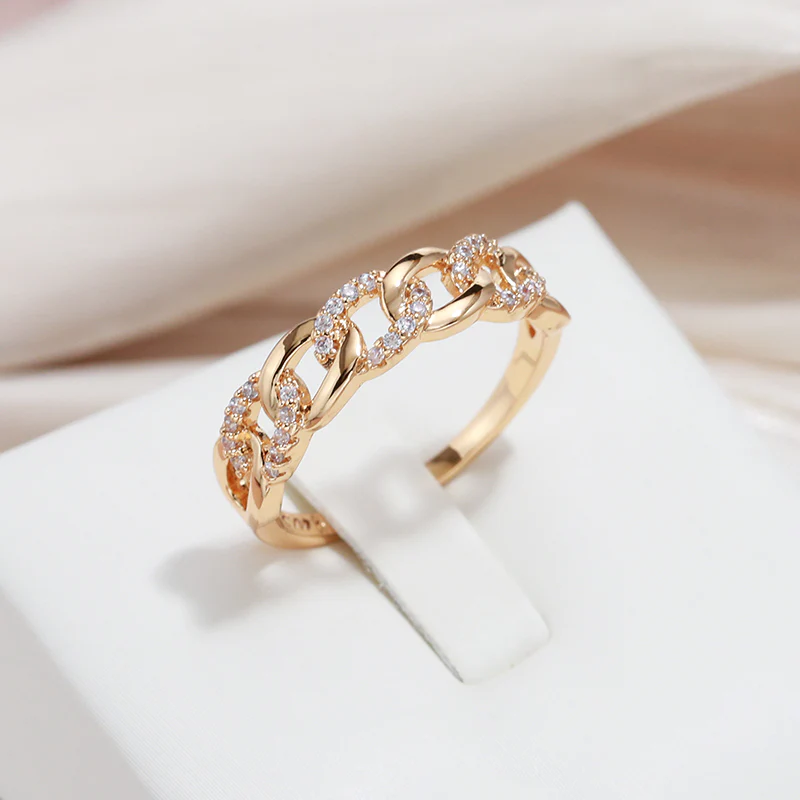 Elegent Ring with Gold Chain