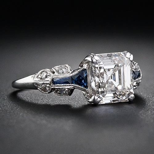 Brillient Vintage Ring in Blue and Silver