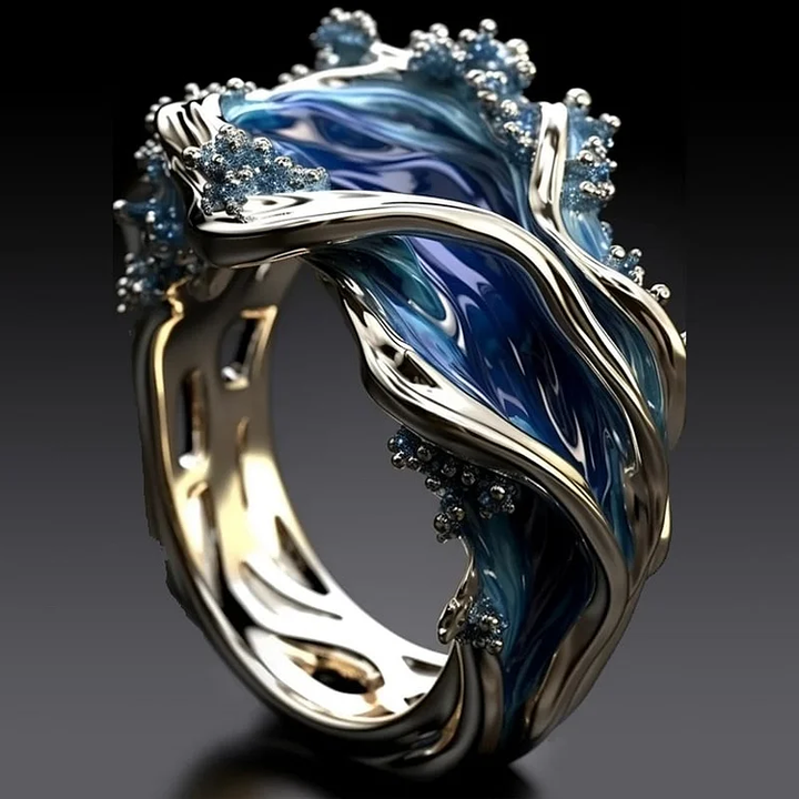 Vintaje Golden Ocean Wavy Ring