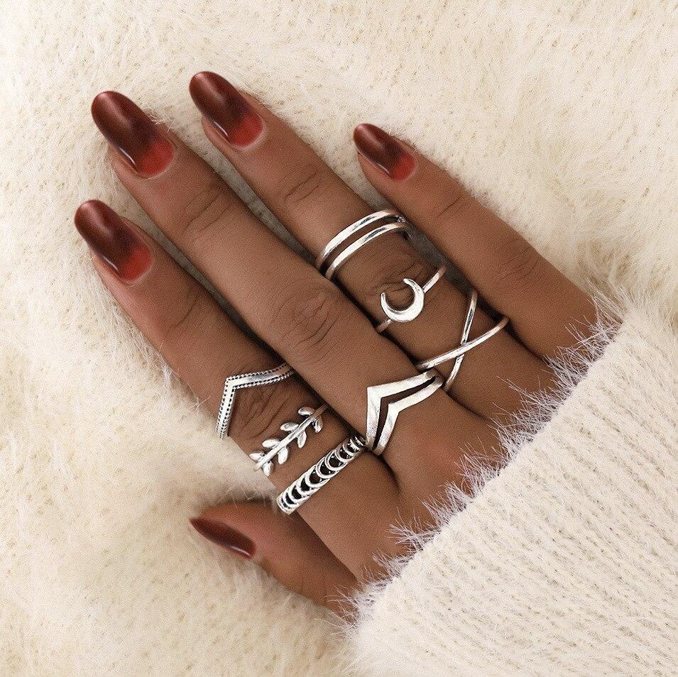 Exclusive Set of 8 to 12 Premium Rings